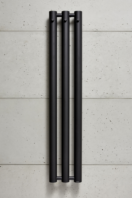 Bathroom radiator Rosendal massive - structural black